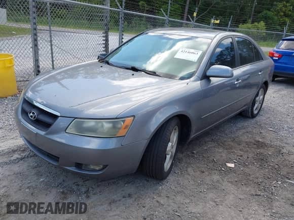 2006 Hyundai Sonata GLS z VIN 5NPEU46F06H015882, wystawiony jako IAAI lot #42146063 z przebiegiem 201 937 mil mil oraz . Historia ofert i sprzedaży dostępna na DreamBid. Obrazek 2.