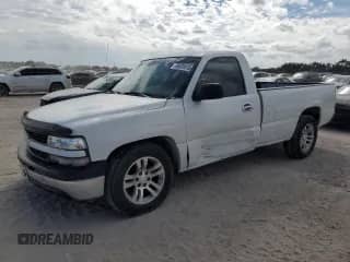 1999 Chevrolet Silverado 1500 LS с VIN 1GCEC14W4XZ179411, выставлен на аукционе Copart как лот 86692615 с пробегом 279 343 миль миль и Списание • Salvage title. История ставок и продаж доступна на DreamBid. Изображение 1.