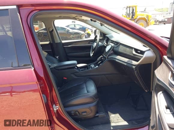 2021 Jeep Grand Cherokee Limited с VIN 1C4RJKBGXM8121149, выставлен на аукционе IAAI как лот 42664972 с пробегом 49 338 миль миль и . История ставок и продаж доступна на DreamBid. Изображение 5.