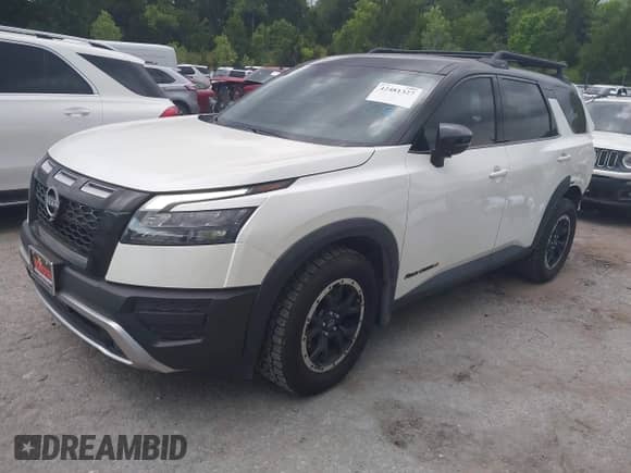 2024 Nissan Pathfinder Rock Creek with VIN 5N1DR3BD8RC204433, listed as a IAAI auction lot 42481327 with 17,206 mi miles and . Bid and sale history available at DreamBid. Image 18.