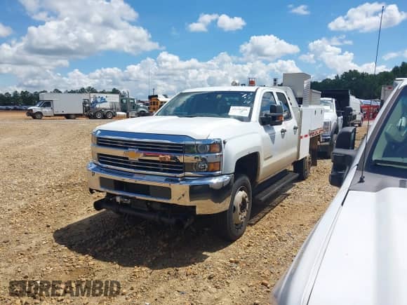 2017 Chevrolet Silverado 3500HD с VIN 1GB2CYEG6HZ241318, выставлен на аукционе IAAI как лот 42146288 с пробегом 290 220 миль миль и . История ставок и продаж доступна на DreamBid. Изображение 17.