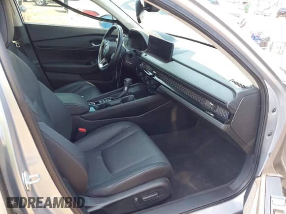 2023 Honda Accord Touring with VIN 1HGCY2F84PA002774, listed as a IAAI auction lot 42908552 with 35,396 mi miles and . Bid and sale history available at DreamBid. Image 5.