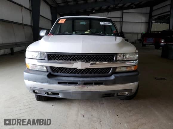 2001 Chevrolet Silverado 2500HD LS с VIN 1GCHC23UX1F106135, выставлен на аукционе Copart как лот 71551844 с пробегом 145 245 миль миль и Списание • Salvage title. История ставок и продаж доступна на DreamBid. Изображение 5.