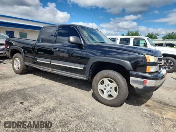 2006 Chevrolet Silverado 1500 LT3 z VIN 1GCEK19Z26Z291595, wystawiony jako Copart lot #70046865 z przebiegiem 192 625 mil mil oraz Czysty tytuł • Clean title. Historia ofert i sprzedaży dostępna na DreamBid. Obrazek 4.