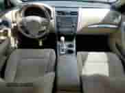 2015 Nissan Altima S с VIN 1N4AL3AP9FC585408, выставлен на аукционе Copart как лот 64785535 с пробегом 83 823 миль миль и Списание • Salvage title. История ставок и продаж доступна на DreamBid. Изображение 8.