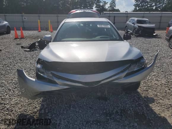 2019 Toyota Camry SE z VIN 4T1B11HK6KU829048, wystawiony jako Copart lot #66819995 z przebiegiem 52 738 mil mil oraz Szkoda całkowita • Salvage title. Historia ofert i sprzedaży dostępna na DreamBid. Obrazek 5.
