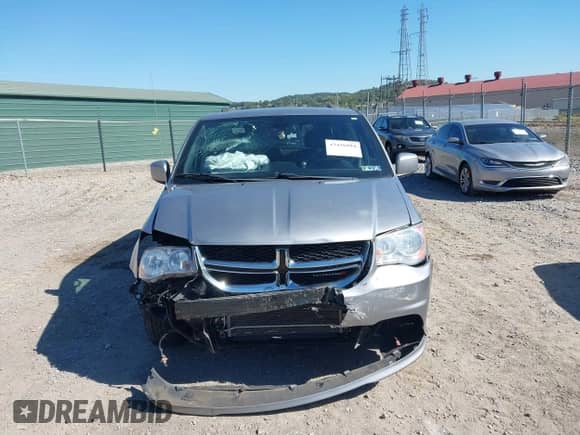 2019 Dodge Grand Caravan SXT with VIN 2C4RDGCG4KR542272, listed as a IAAI auction lot 43416884 with 79,961 mi miles and . Bid and sale history available at DreamBid. Image 12.