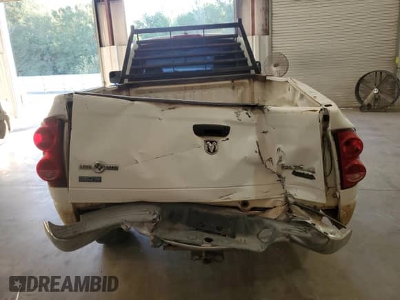 2007 Dodge 2500 SLT with VIN 3D7KS26AX7G803506, listed as a Copart auction lot 72748824 with 324,388 mi miles and Salvage title. Bid and sale history available at DreamBid. Image 6.