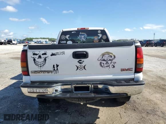 2006 GMC Sierra 1500 SLE1 z VIN 1GTEK19B86Z287599, wystawiony jako Copart lot #65679115 z przebiegiem 268 037 mil mil oraz Szkoda całkowita • Salvage title. Historia ofert i sprzedaży dostępna na DreamBid. Obrazek 6.