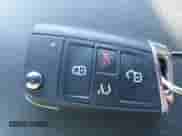 2020 Volkswagen Tiguan SE с VIN 3VV2B7AX1LM092505, выставлен на аукционе IAAI как лот 43377977 с пробегом 83 072 миль миль и . История ставок и продаж доступна на DreamBid. Изображение 11.