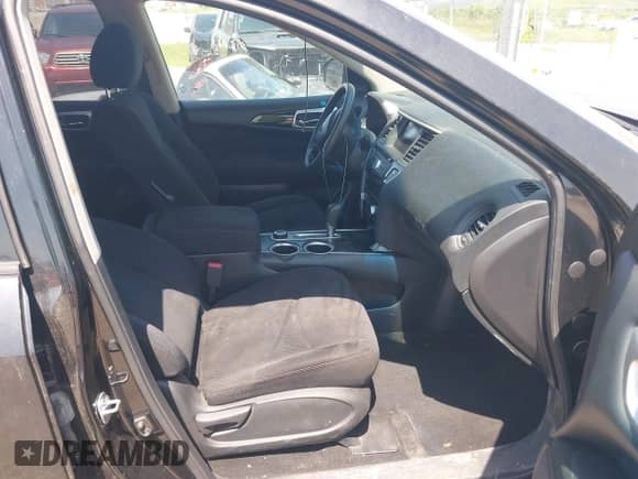 2015 Nissan Pathfinder SL with VIN 5N1AR2MM2FC683874, listed as a IAAI auction lot 42565908 with 82,352 mi miles and . Bid and sale history available at DreamBid. Image 5.