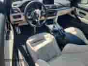 2019 BMW 4 Series 430i xDrive z VIN WBA4W5C50KAE49275, wystawiony jako Copart lot #65019285 z przebiegiem 57 414 mil mil oraz Szkoda całkowita • Salvage title. Historia ofert i sprzedaży dostępna na DreamBid. Obrazek 8.