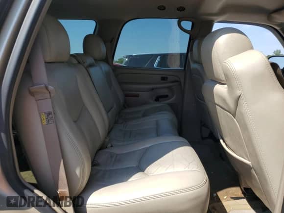 2005 Chevrolet Tahoe LT z VIN 1GNEC13TX5R174726, wystawiony jako Copart lot #80437135 z przebiegiem 288 874 mil mil oraz Szkoda całkowita • Salvage title. Historia ofert i sprzedaży dostępna na DreamBid. Obrazek 11.