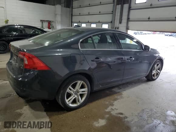 2015 Volvo S60 T5 Premier с VIN YV1612TK1F2357002, выставлен на аукционе Copart как лот 81556615 с пробегом 199 275 миль миль и Чистый • Clean title. История ставок и продаж доступна на DreamBid. Изображение 3.