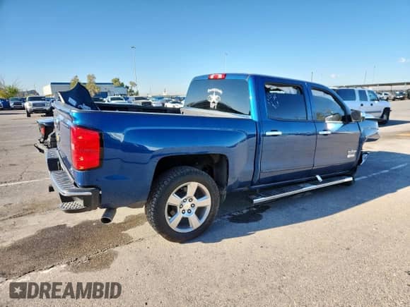 2017 Chevrolet Silverado 1500 LT with VIN 3GCPCREH6HG476690, listed as a Copart auction lot 71900625 with Not provided miles and Salvage title. Bid and sale history available at DreamBid. Image 3.