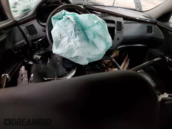 2011 Hyundai Azera Limited z VIN KMHFC4DFXBA532355, wystawiony jako Copart lot #47831735 z przebiegiem 235 832 mil mil oraz Czysty tytuł • Clean title. Historia ofert i sprzedaży dostępna na DreamBid. Obrazek 8.