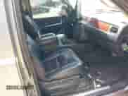 2009 Chevrolet Tahoe LTZ с VIN 1GNFK330X9R262884, выставлен на аукционе IAAI как лот 42727718 с пробегом 305 785 миль миль и . История ставок и продаж доступна на DreamBid. Изображение 5.