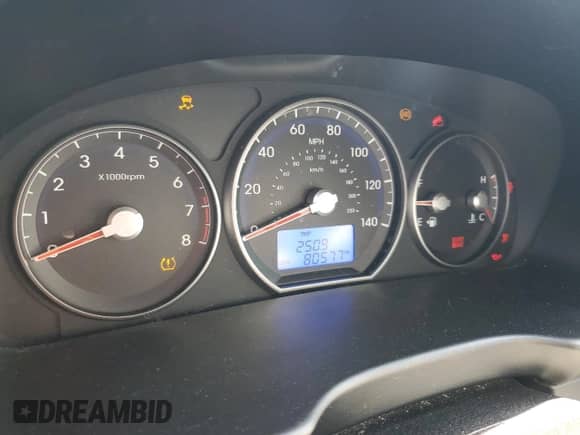 2012 Hyundai Santa Fe SE с VIN 5XYZH4AG4CG097589, выставлен на аукционе Copart как лот 69226535 с пробегом 80 577 миль миль и Списание • Salvage title. История ставок и продаж доступна на DreamBid. Изображение 9.