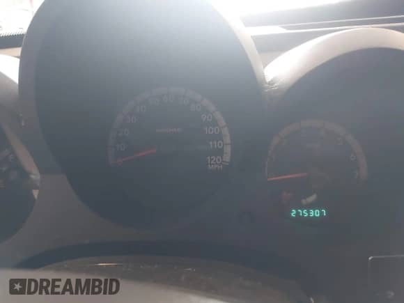 2009 Dodge Nitro SE z VIN 1D8GU28K69W530862, wystawiony jako IAAI lot #43434995 z przebiegiem 275 307 mil mil oraz . Historia ofert i sprzedaży dostępna na DreamBid. Obrazek 7.