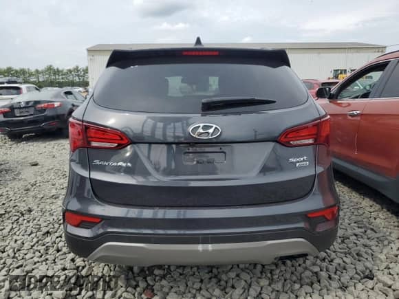 2018 Hyundai Santa Fe 2.4L with VIN 5XYZUDLB1JG504486, listed as a Copart auction lot 82039555 with 72,685 mi miles and Salvage title. Bid and sale history available at DreamBid. Image 6.