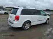 2017 Dodge Grand Caravan Crew Plus с VIN 2C4RDGDG9HR775068, выставлен на аукционе Copart как лот 77746504 с пробегом 174 513 миль миль и Чистый • Clean title. История ставок и продаж доступна на DreamBid. Изображение 3.