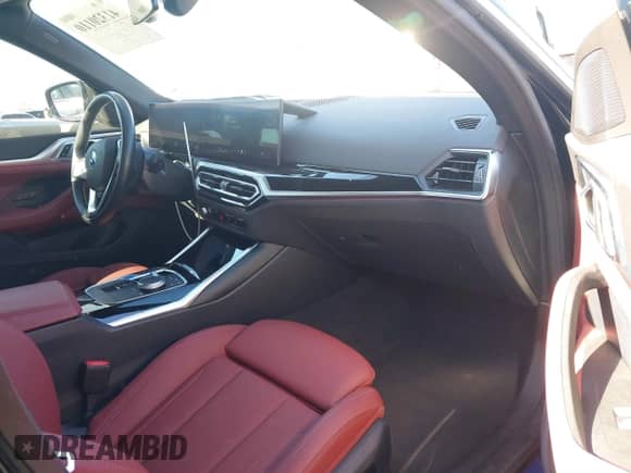 2024 BMW i4 eDrive40 с VIN WBY73AW06RFS52041, выставлен на аукционе IAAI как лот 41320110 с пробегом 21 810 миль миль и . История ставок и продаж доступна на DreamBid. Изображение 5.