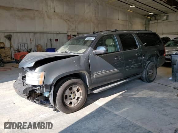 2011 Chevrolet Suburban LT with VIN 1GNSCJE06BR226046, listed as a Copart auction lot 66680805 with 190,288 mi miles and Non repairable. Bid and sale history available at DreamBid. Image 1.