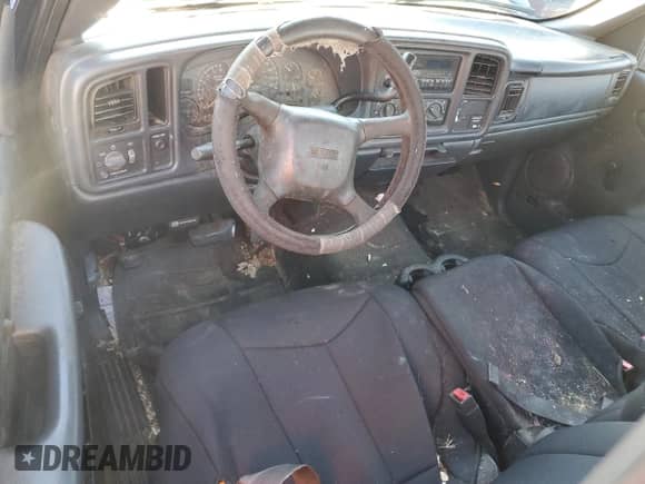 2002 GMC Sierra 1500 z VIN 1GTEC14W42Z183192, wystawiony jako Copart lot #86832884 z przebiegiem Nie podano mil oraz Szkoda całkowita • Salvage title. Historia ofert i sprzedaży dostępna na DreamBid. Obrazek 8.