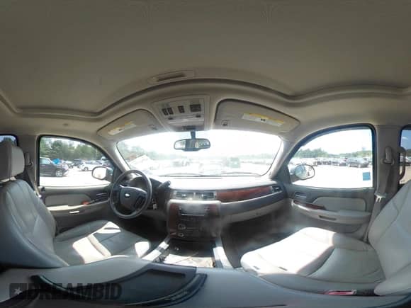 2009 Chevrolet Tahoe 2LT with VIN 1GNFK23099R105566, listed as a IAAI auction lot 42943995 with 193,950 mi miles and . Bid and sale history available at DreamBid. Image 18.
