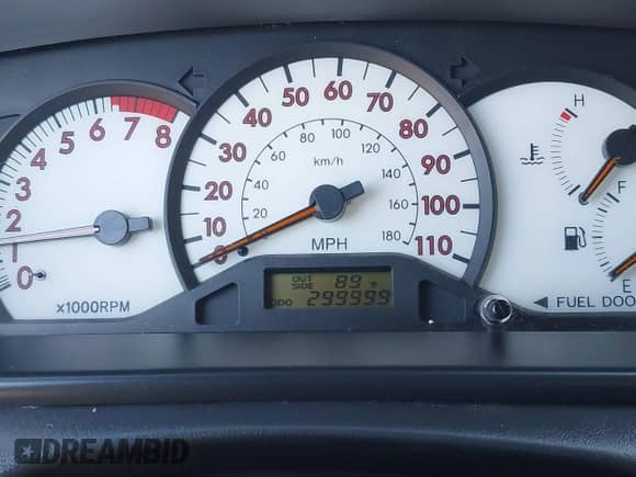 2004 Toyota Corolla CE with VIN 2T1BR32E24C224939, listed as a IAAI auction lot 43440019 with 299,999 mi miles and . Bid and sale history available at DreamBid. Image 7.