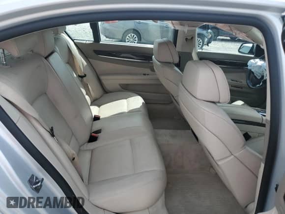 2011 BMW 7 Series 750Li xDrive z VIN WBAKC8C50BC433869, wystawiony jako Copart lot #64087635 z przebiegiem 122 173 mil mil oraz Szkoda całkowita • Salvage title. Historia ofert i sprzedaży dostępna na DreamBid. Obrazek 10.