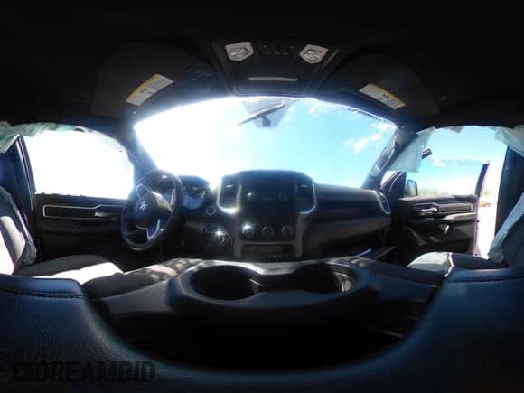 2024 Ram 1500 Big Horn z VIN 1C6RRFFG9RN110878, wystawiony jako IAAI lot #41785180 z przebiegiem 30 266 mil mil oraz . Historia ofert i sprzedaży dostępna na DreamBid. Obrazek 19.