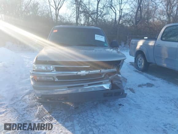 2000 Chevrolet Tahoe LT с VIN 1GNEK13T1YJ103212, выставлен на аукционе IAAI как лот 41373463 с пробегом 169 550 миль миль и . История ставок и продаж доступна на DreamBid. Изображение 11.