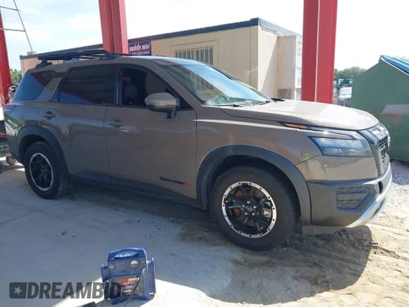 2023 Nissan Pathfinder Rock Creek with VIN 5N1DR3BD1PC228800, listed as a IAAI auction lot 42119090 with Not provided miles and . Bid and sale history available at DreamBid. Image 13.