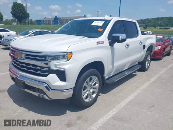 2025 Chevrolet Silverado 1500 LTZ с VIN 3GCUKGE82SG163945, выставлен на аукционе IAAI как лот 42765218 с пробегом 20 426 миль миль и . История ставок и продаж доступна на DreamBid. Изображение 18.