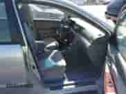 2005 Toyota Corolla CE с VIN JTDBR32E352058320, выставлен на аукционе IAAI как лот 43504132 с пробегом 299 999 миль миль и . История ставок и продаж доступна на DreamBid. Изображение 5.