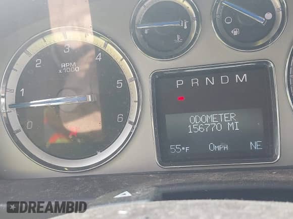 2009 Cadillac Escalade z VIN 1GYFK23249R194354, wystawiony jako IAAI lot #42406677 z przebiegiem 156 770 mil mil oraz . Historia ofert i sprzedaży dostępna na DreamBid. Obrazek 16.