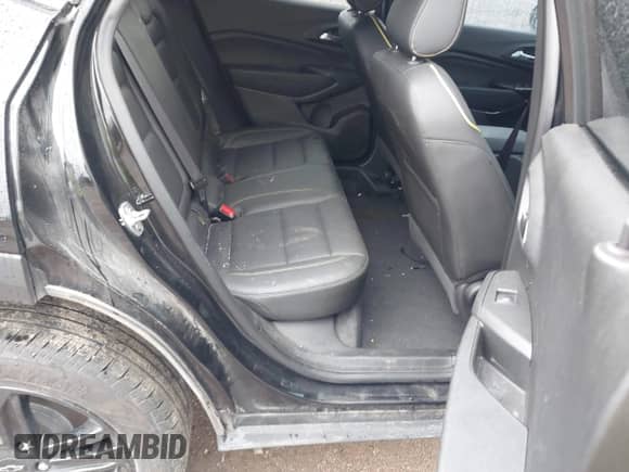 2024 Chevrolet Trax ACTIV z VIN KL77LKE2XRC163372, wystawiony jako IAAI lot #42165935 z przebiegiem 35 033 mil mil oraz . Historia ofert i sprzedaży dostępna na DreamBid. Obrazek 8.