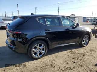 2024 Dodge Hornet R/T z VIN ZACPDFCW5R3A34195, wystawiony jako Copart lot #51636805 z przebiegiem 13 395 mil mil oraz Czysty tytuł • Clean title. Historia ofert i sprzedaży dostępna na DreamBid. Obrazek 3.