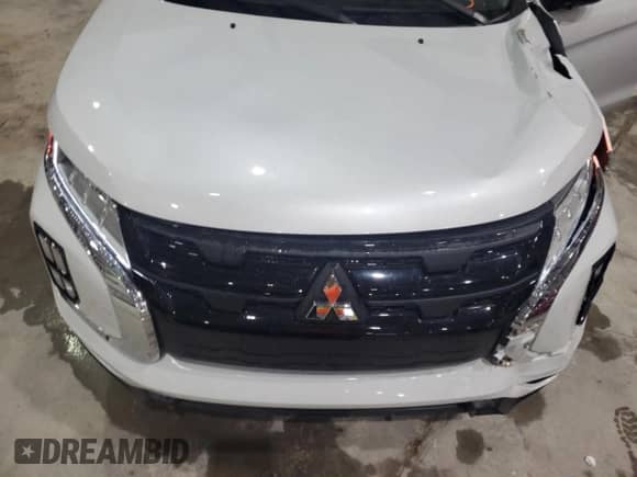 2024 Mitsubishi Outlander S с VIN JA4ARUAU3RU011979, выставлен на аукционе Copart как лот 71095985 с пробегом 14 572 миль миль и Списание • Salvage title. История ставок и продаж доступна на DreamBid. Изображение 12.