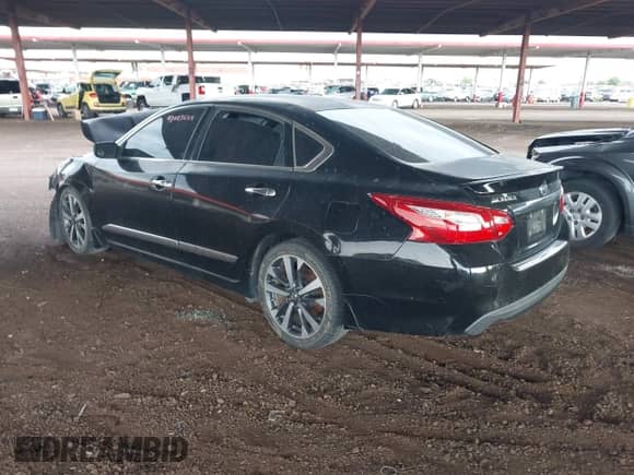 2016 Nissan Altima S with VIN 1N4AL3AP5GC185797, listed as a IAAI auction lot 43083624 with 104,782 mi miles and . Bid and sale history available at DreamBid. Image 3.