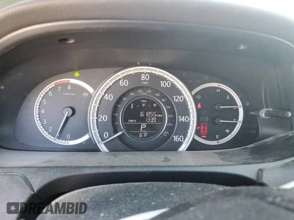 2014 Honda Accord EX z VIN 1HGCR2F77EA227272, wystawiony jako Copart lot #85925255 z przebiegiem 161 855 mil mil oraz Szkoda całkowita • Salvage title. Historia ofert i sprzedaży dostępna na DreamBid. Obrazek 9.