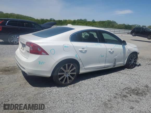 2018 Volvo S60 Inscription Platinum с VIN LYV402TMXJB160791, выставлен на аукционе Copart как лот 53376215 с пробегом 41 214 миль миль и Списание • Salvage title. История ставок и продаж доступна на DreamBid. Изображение 3.