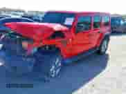 2021 Jeep Wrangler Unlimited Sahara z VIN 1C4HJXEN7MW551848, wystawiony jako IAAI lot #41740219 z przebiegiem 70 608 mil mil oraz . Historia ofert i sprzedaży dostępna na DreamBid. Obrazek 18.