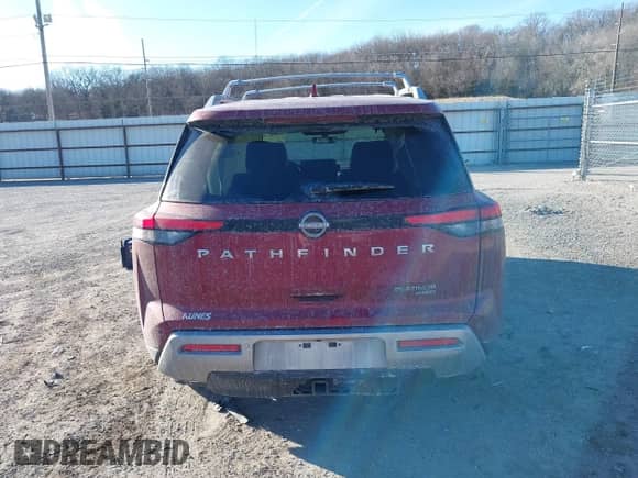 2024 Nissan Pathfinder Platinum с VIN 5N1DR3DJ1RC205331, выставлен на аукционе IAAI как лот 41460658 с пробегом 22 980 миль миль и . История ставок и продаж доступна на DreamBid. Изображение 16.