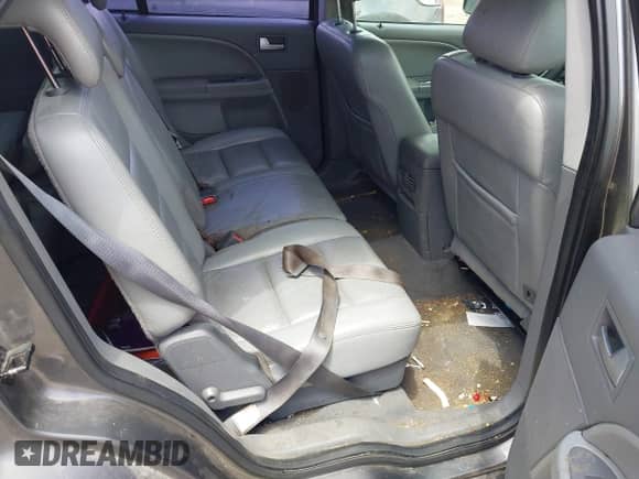 2006 Ford Freestyle SEL с VIN 1FMZK02156GA39377, выставлен на аукционе IAAI как лот 42712056 с пробегом 177 408 миль миль и . История ставок и продаж доступна на DreamBid. Изображение 8.