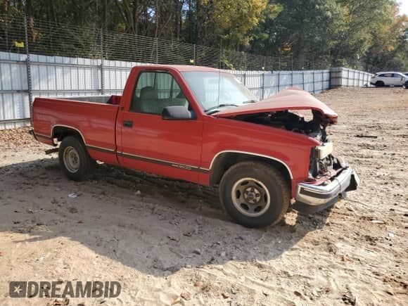 1998 GMC Sierra 1500 z VIN 1GTEC14MXWZ552139, wystawiony jako Copart lot #77334004 z przebiegiem 264 407 mil mil oraz Szkoda całkowita • Salvage title. Historia ofert i sprzedaży dostępna na DreamBid. Obrazek 4.