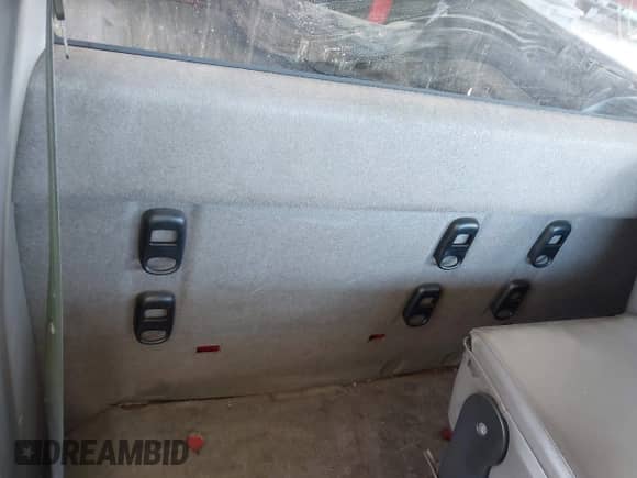 1996 Dodge 1500 с VIN 1B7HC16Z0TS600404, выставлен на аукционе IAAI как лот 43310975 с пробегом 252 417 миль миль и . История ставок и продаж доступна на DreamBid. Изображение 8.