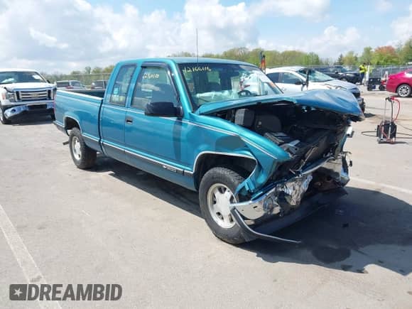 1998 Chevrolet Silverado 1500 z VIN 2GCEC19M2W1251821, wystawiony jako IAAI lot #42166116 z przebiegiem 215 094 mil mil oraz . Historia ofert i sprzedaży dostępna na DreamBid. Obrazek 1.