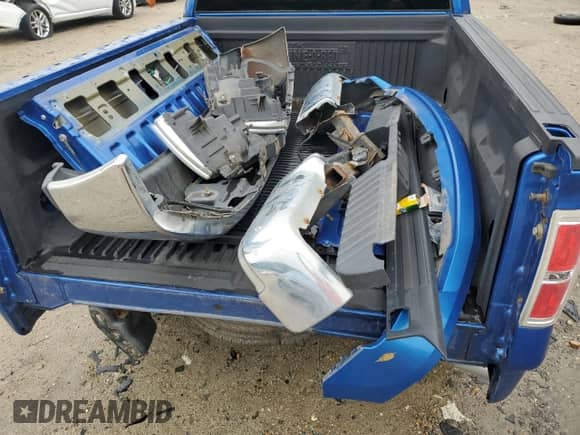 2011 Ford F-150 XL z VIN 1FTEX1CM5BFC34138, wystawiony jako Copart lot #85936435 z przebiegiem 140 405 mil mil oraz Czysty tytuł • Clean title. Historia ofert i sprzedaży dostępna na DreamBid. Obrazek 12.